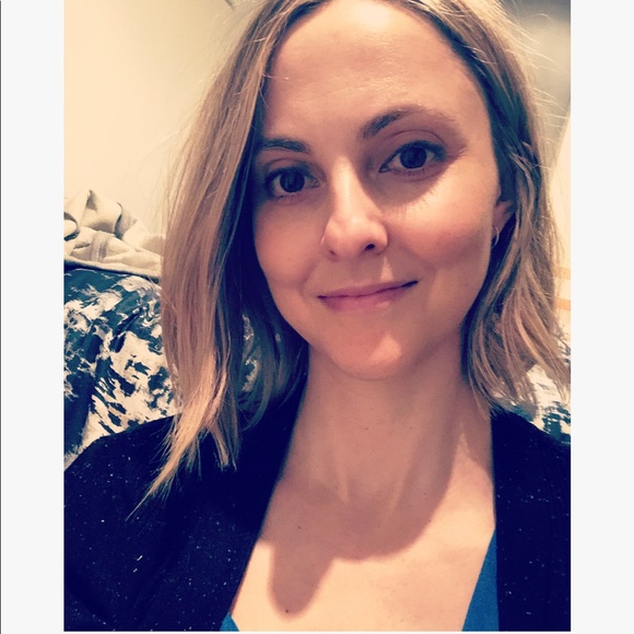 Meet your Posher, Heather - Picture 1 of 1